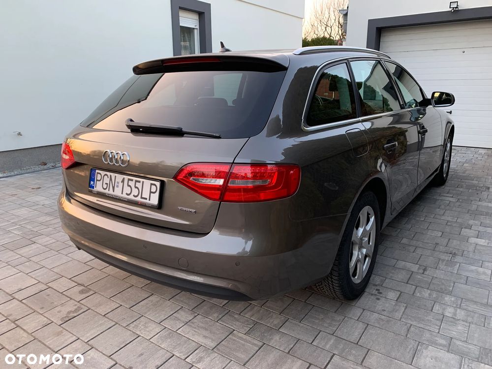 Audi A4 Avant 2.0 TDI DPF clean diesel quattro S tronic Ambition - 3