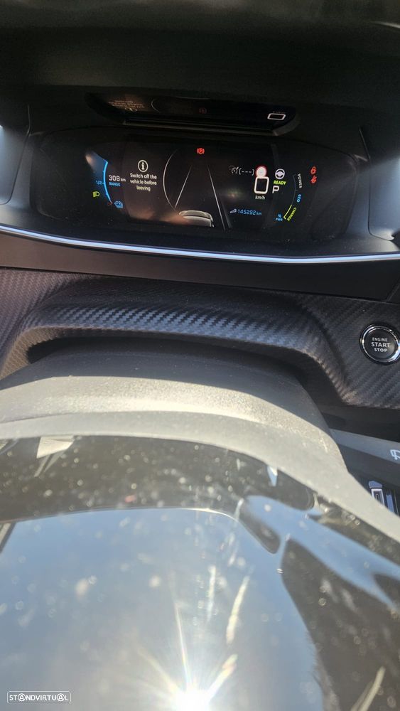 Peugeot e-208 50 kWh GT - 13
