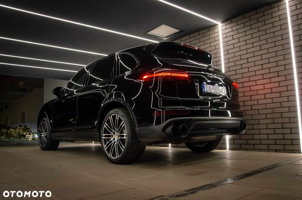 Porsche Cayenne Turbo S Tiptronic S - 19