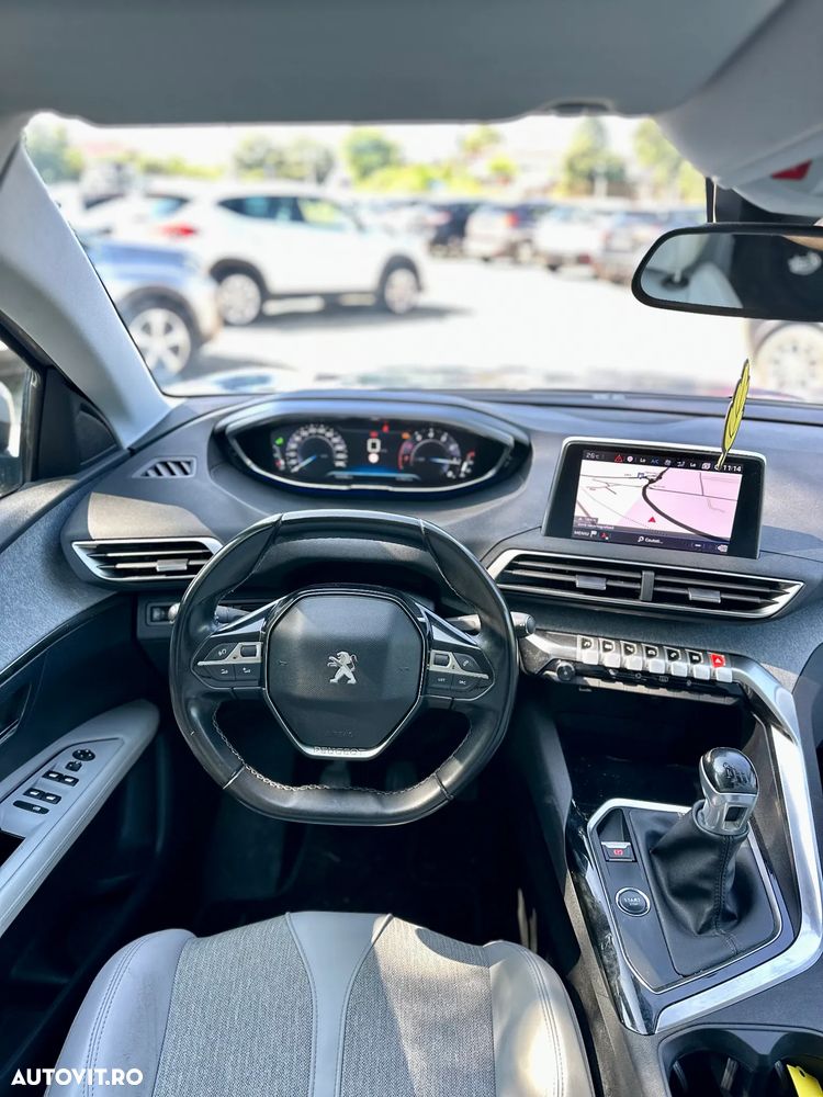 Peugeot 3008 - 14