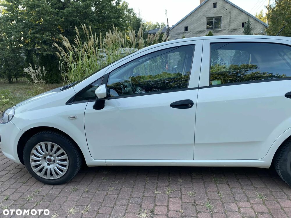Fiat Punto Evo 1.4 8V Estiva Blue&Me Euro5 - 4