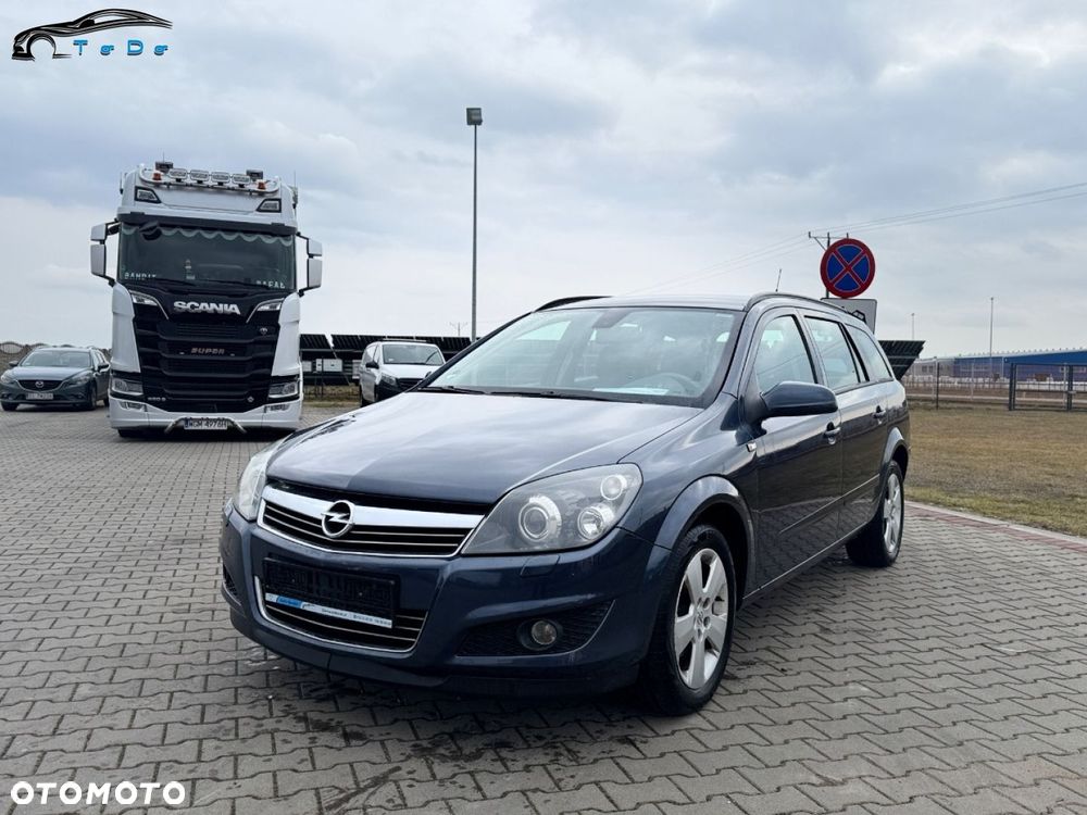 Opel Astra 1.6 Cosmo EasyTronic - 9