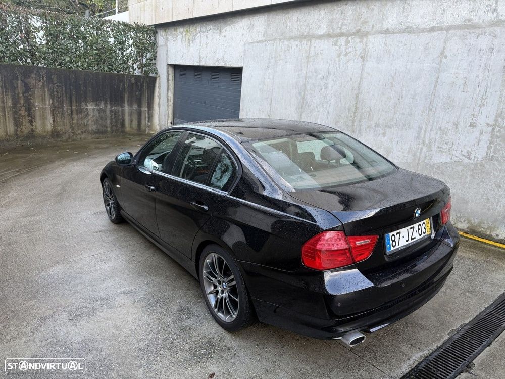 BMW 318 d Line Sport - 4