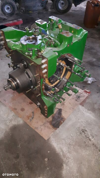 MOST R338101 R320886 John Deere 6210R 177KW 2013r - 4