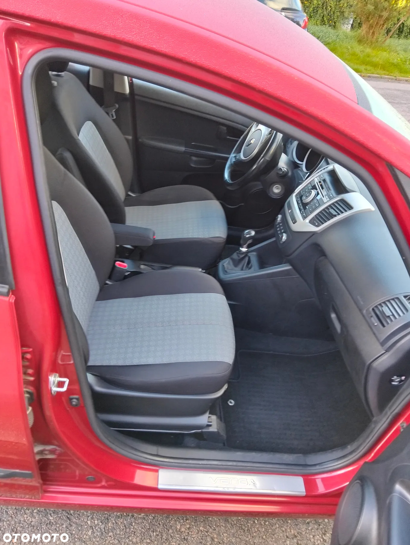 Kia Venga 1.4 L - 10