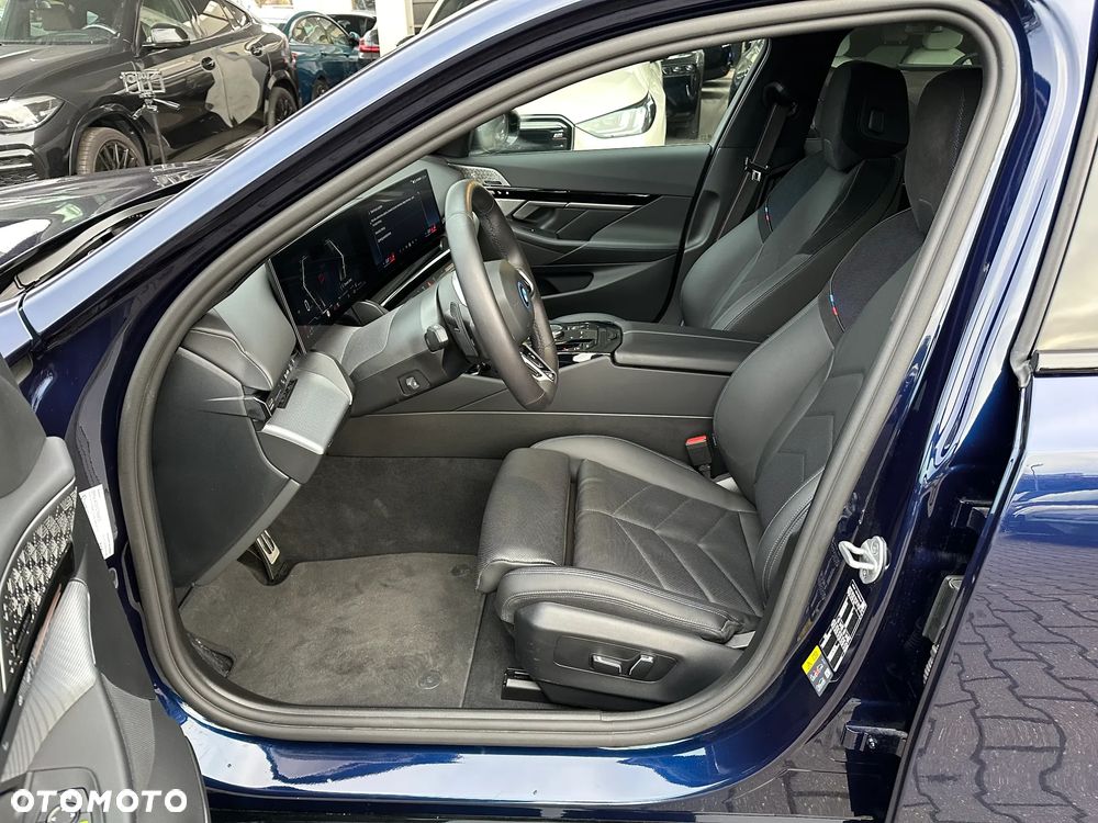 BMW Seria 5 530e xDrive PHEV M Sport - 6