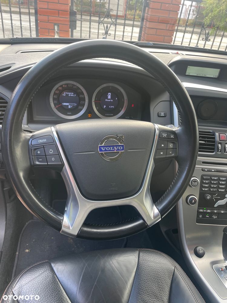 Volvo XC 60 2.4D AWD Summum - 19