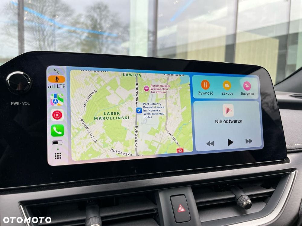 Lexus UX 300h Omotenashi AWD - 16