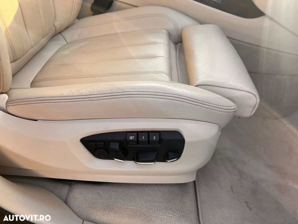 BMW X5 xDrive35i - 18