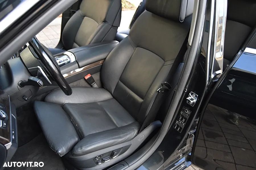 BMW Seria 7 730d - 34