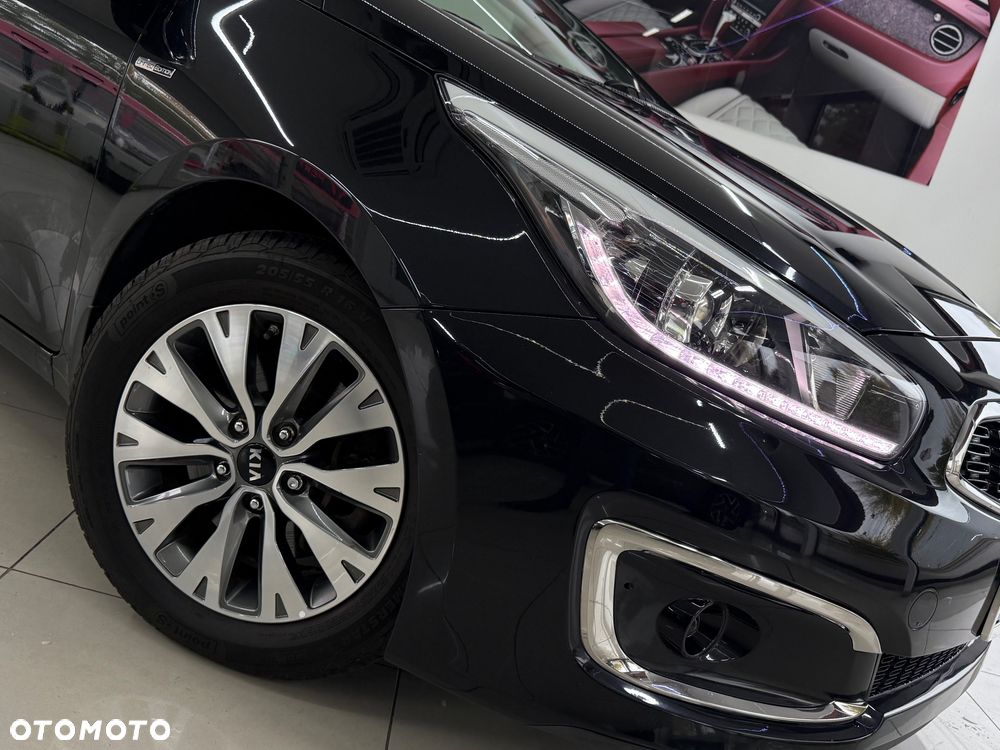 Kia Ceed 1.6 GDI M DCT - 36