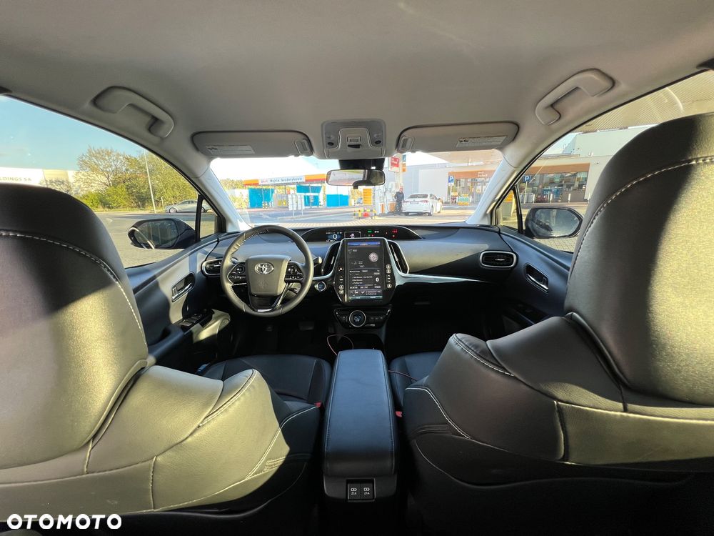 Toyota Prius Hybrid Executive - 6
