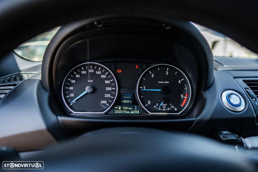 BMW 118 d Coupe - 31