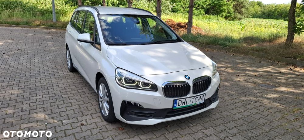 BMW Seria 2 218d xDrive Sport Line sport - 1