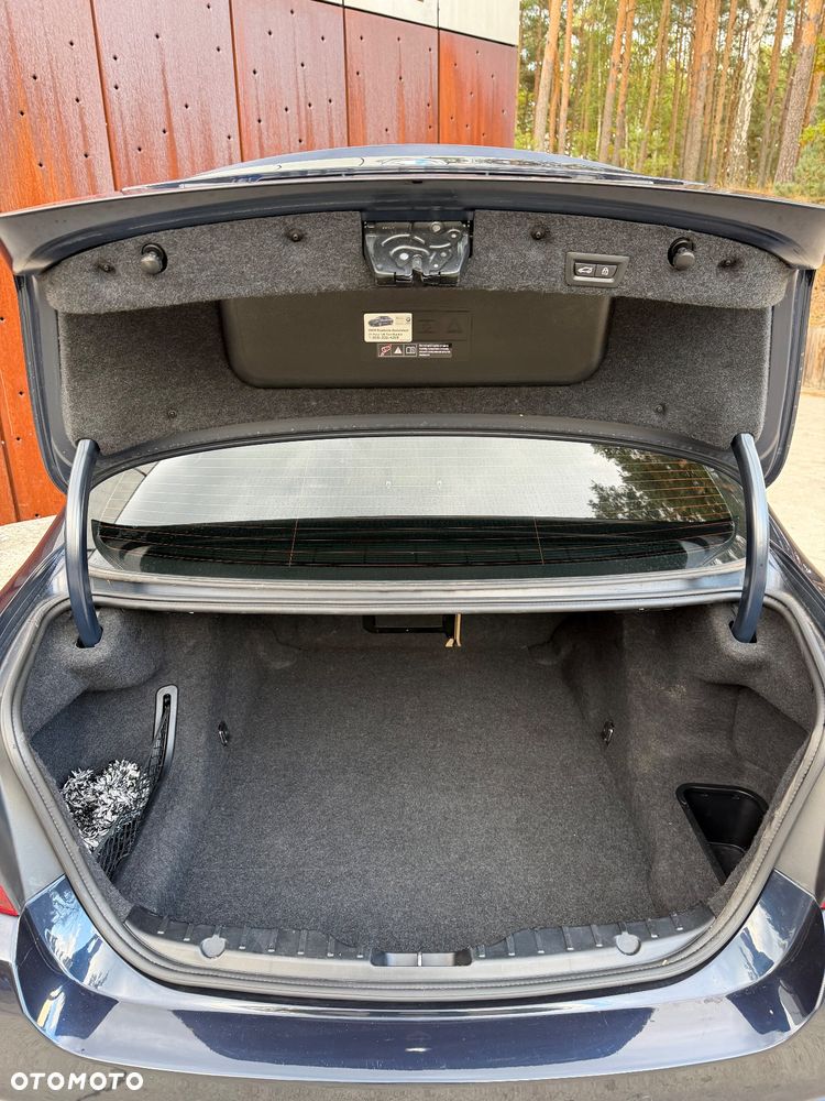 BMW Seria 5 535i xDrive - 21