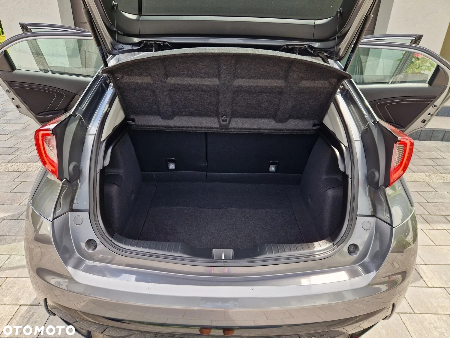 Honda Civic 1.8 i-VTEC Elegance - 24