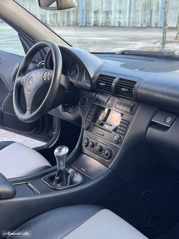 Mercedes-Benz C 220 - 6