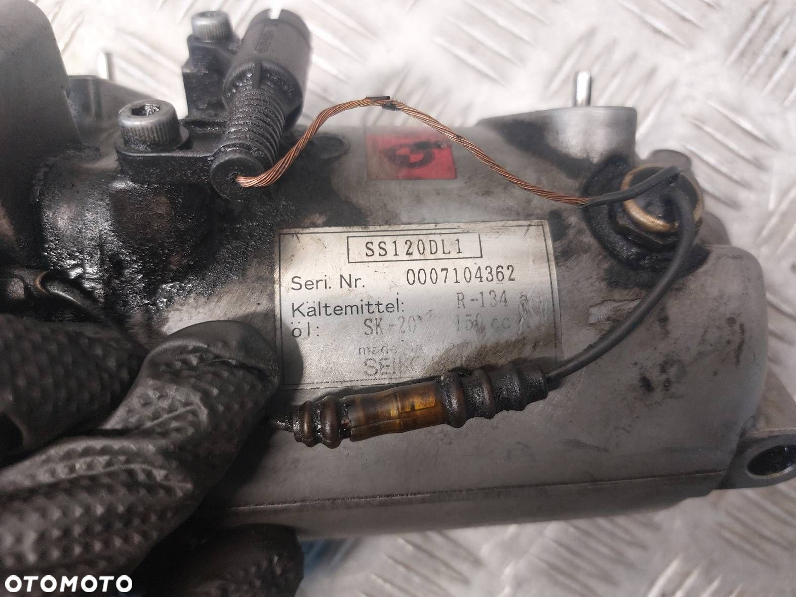 SPRĘŻARKA KOMPRESOR KLIMATYZACJI BMW E39 520D SS120DL1 - 2