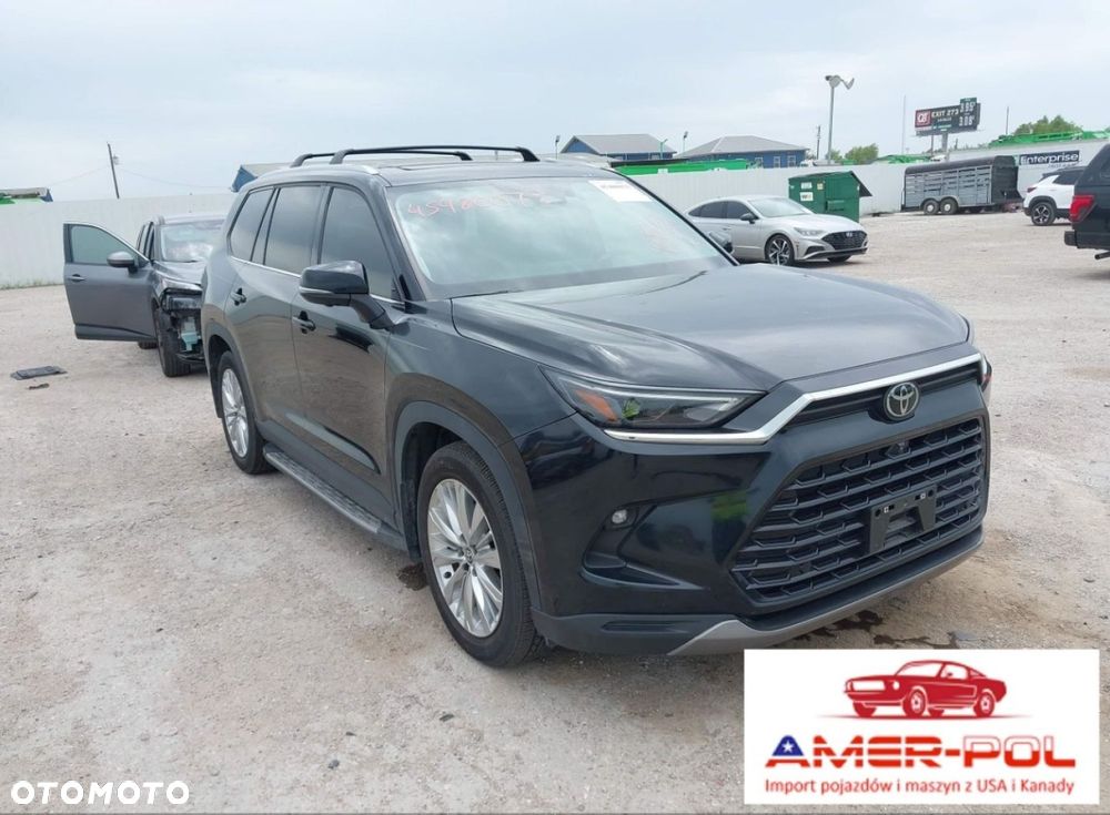 Toyota Grand Highlander - 1