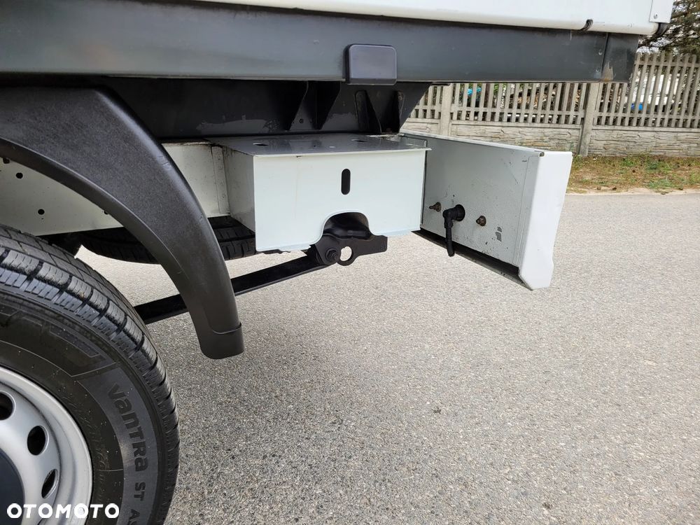 Opel Movano - 12