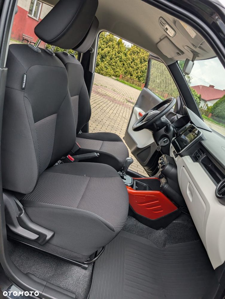 Suzuki Ignis - 28