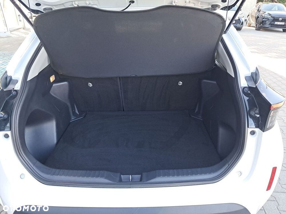 Toyota Yaris Cross Hybrid 1.5 Comfort 4x4 - 25