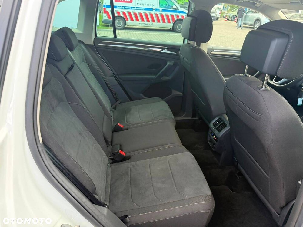 Volkswagen Tiguan 2.0 TSI 4Mot Elegance DSG - 11
