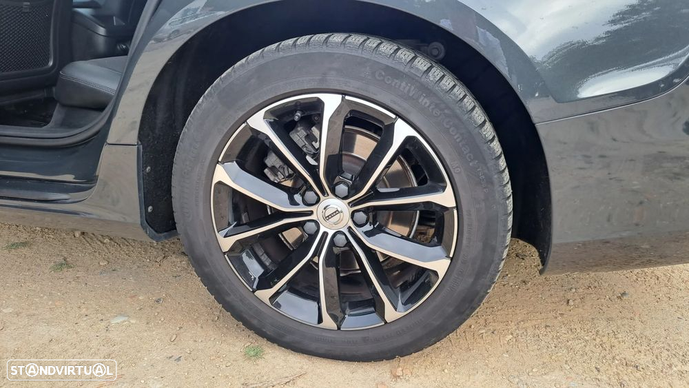 Volvo V60 2.0 D3 Momentum Plus - 5