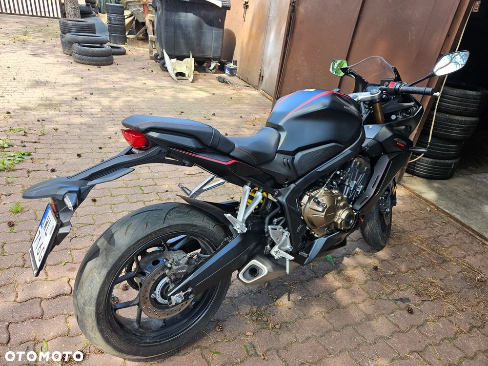 Honda CBR - 3