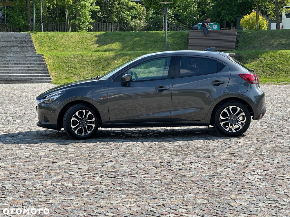 Mazda 2 - 6