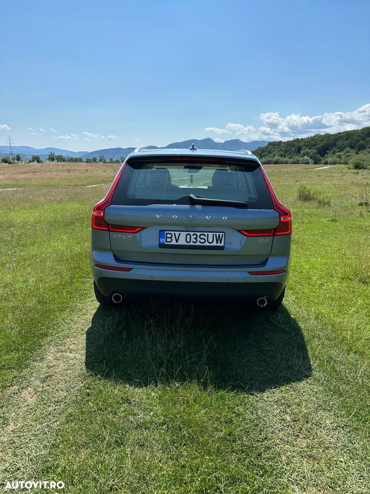 Volvo XC 60 D4 Momentum Pro - 34