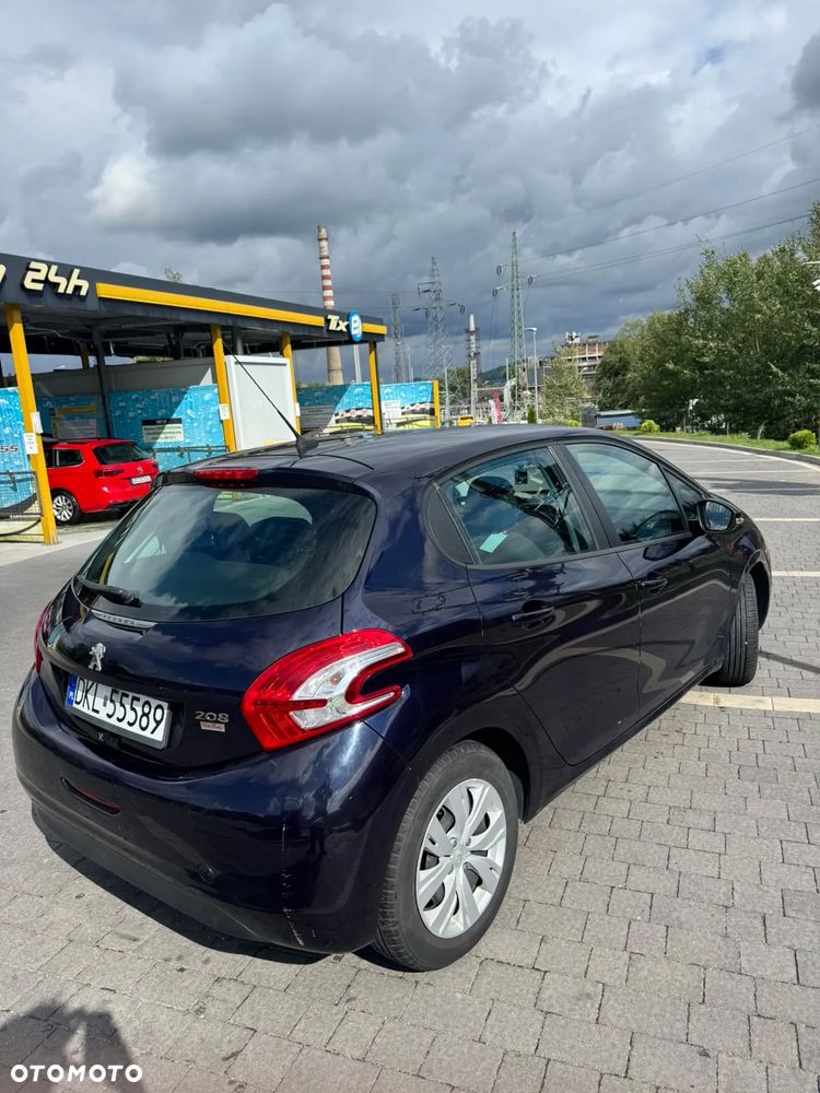 Peugeot 208 HDi 68 Like - 9