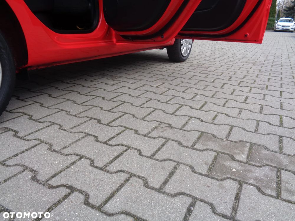 Hyundai i10 1.1 Premium - 18