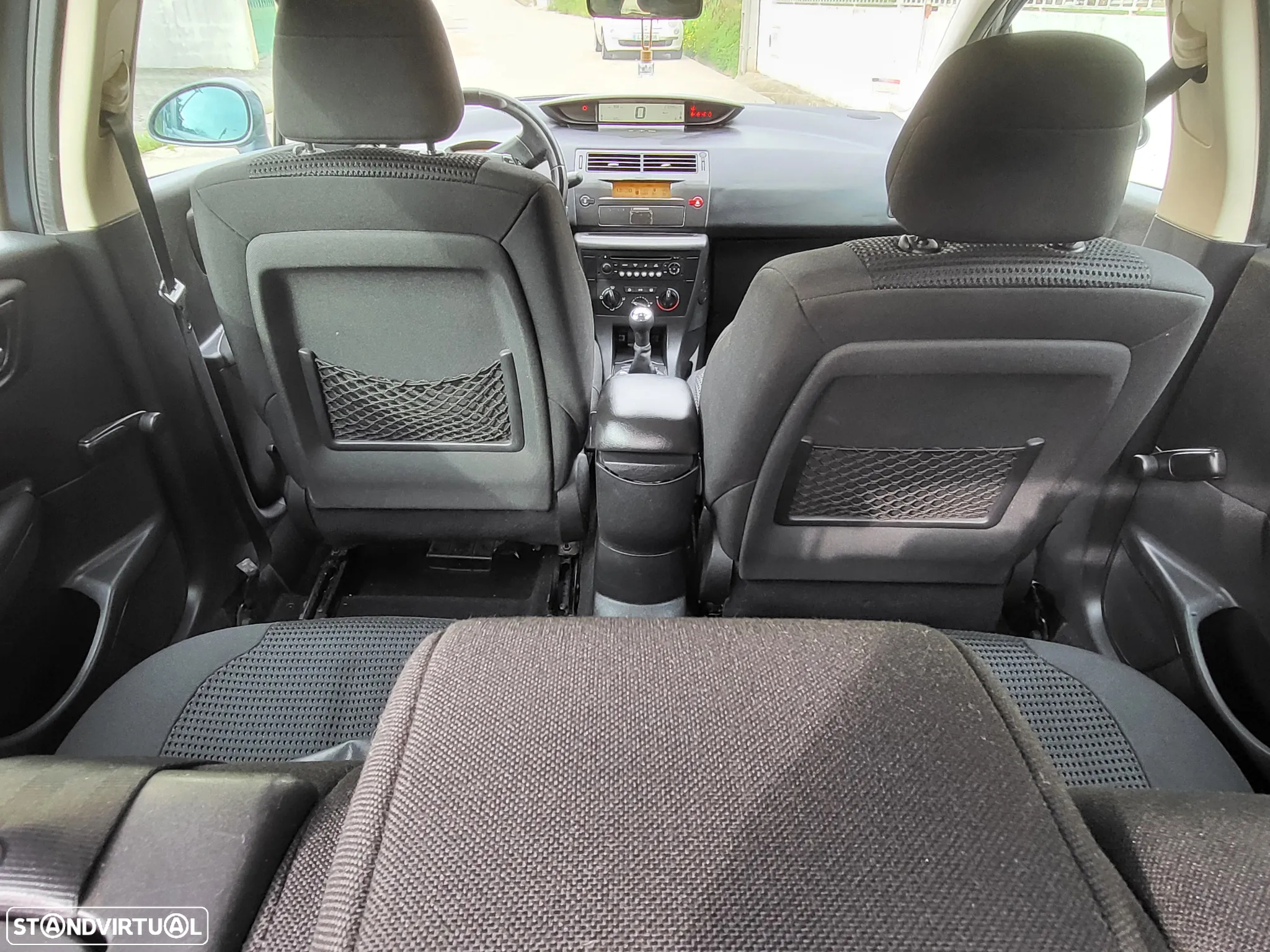 Citroën C4 1.6 HDi VTR Pack - 31