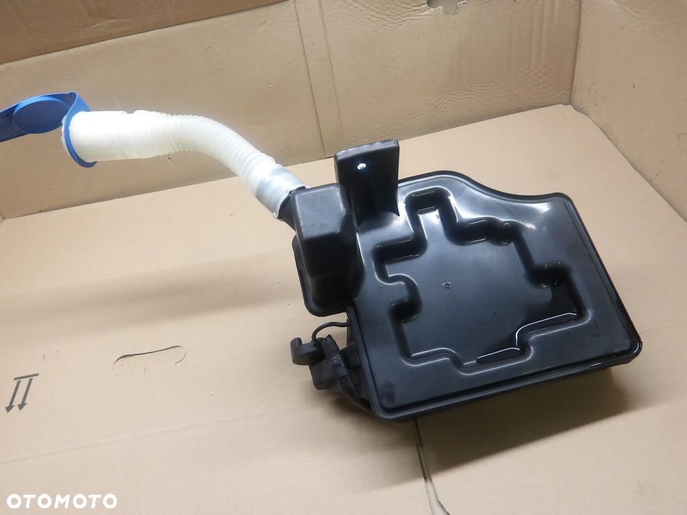 SKODA FABIA II LIFT KOMBI 10-14 1.2B ZBIORNICZEK SPRYSKIWACZY