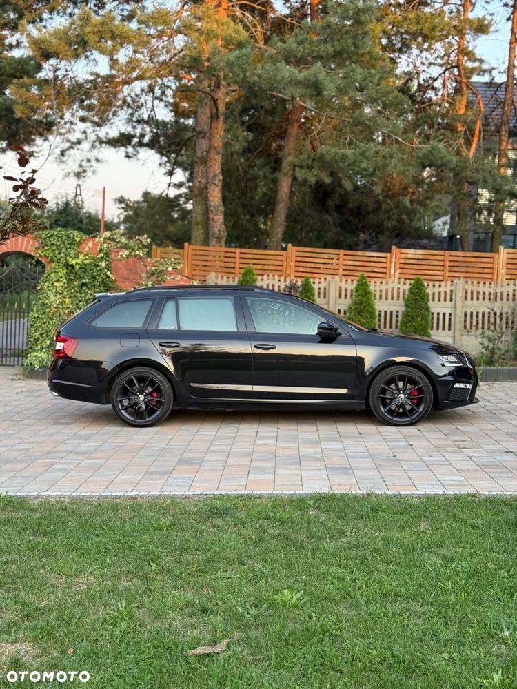 Skoda Octavia 2.0 TDI RS DSG - 5