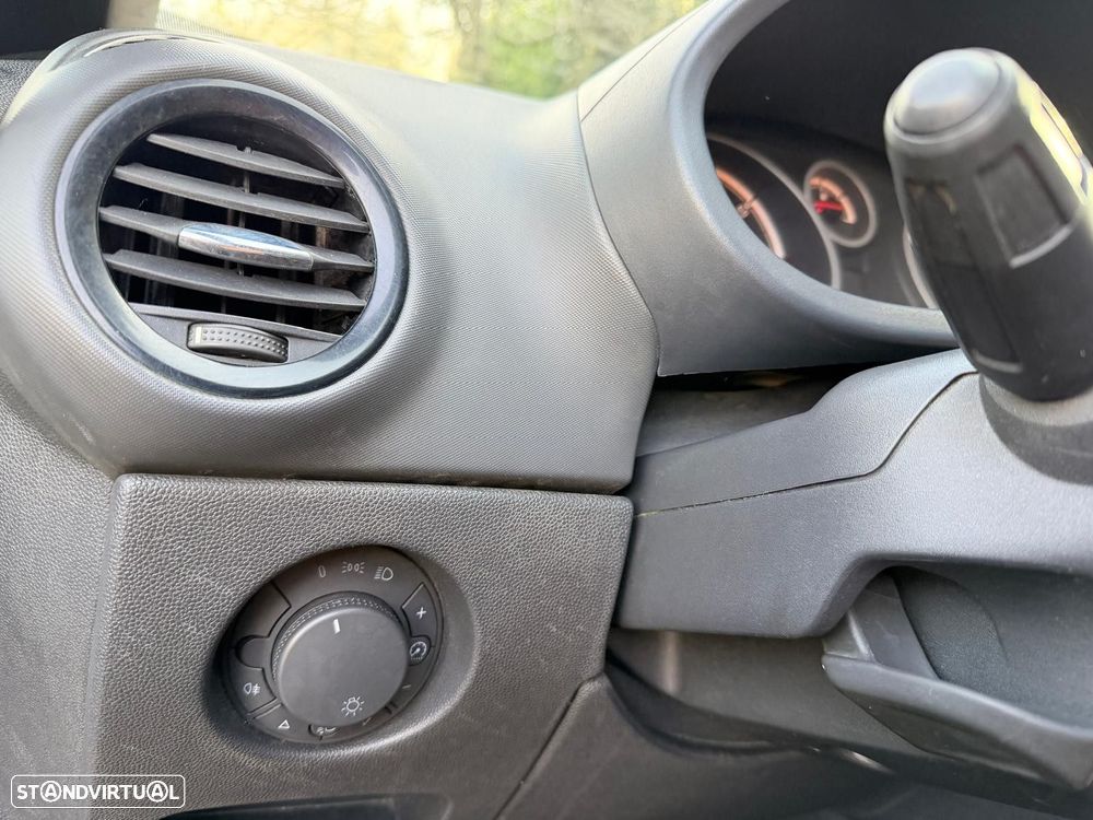 Opel Corsa 1.3 CDTi Enjoy - 14