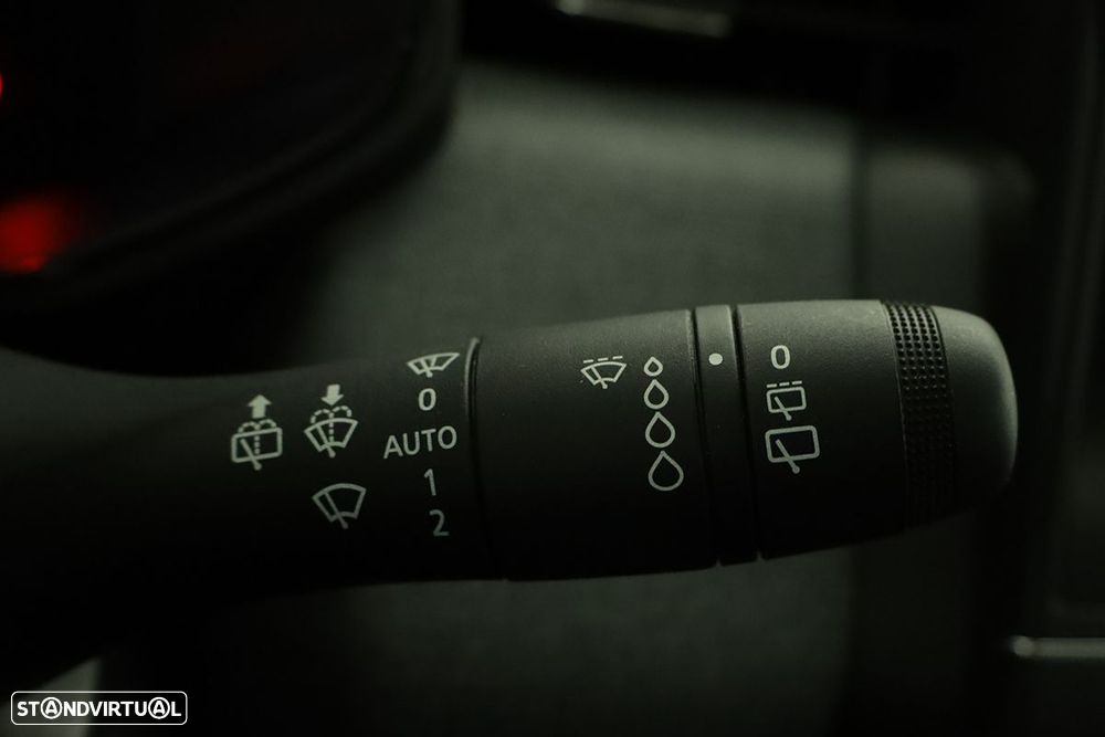 Renault Clio 1.0 TCe Evolution - 17