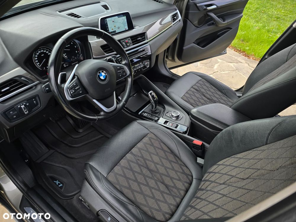 BMW X1 xDrive20d xLine sport - 27