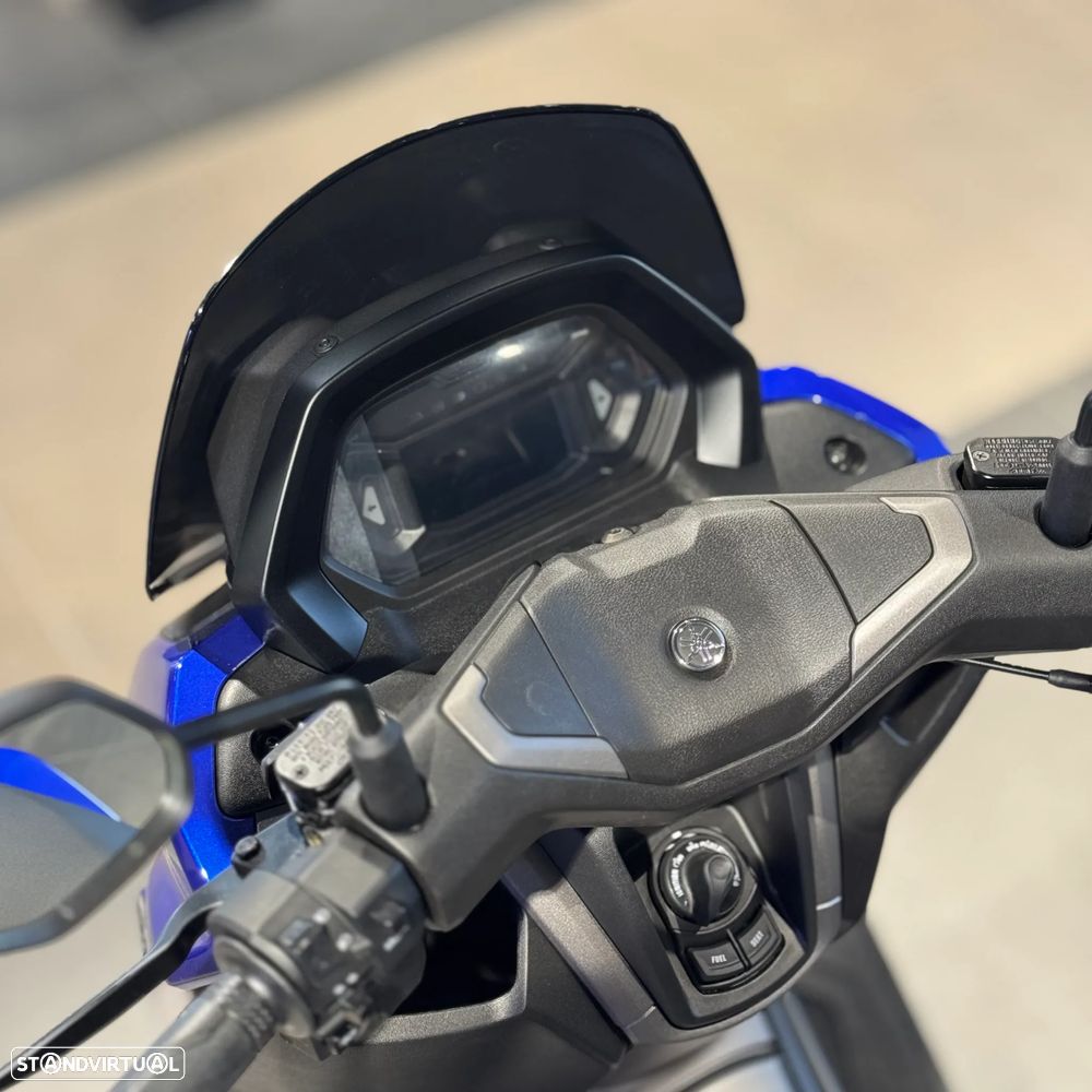 Yamaha NMAX 125 A - 4