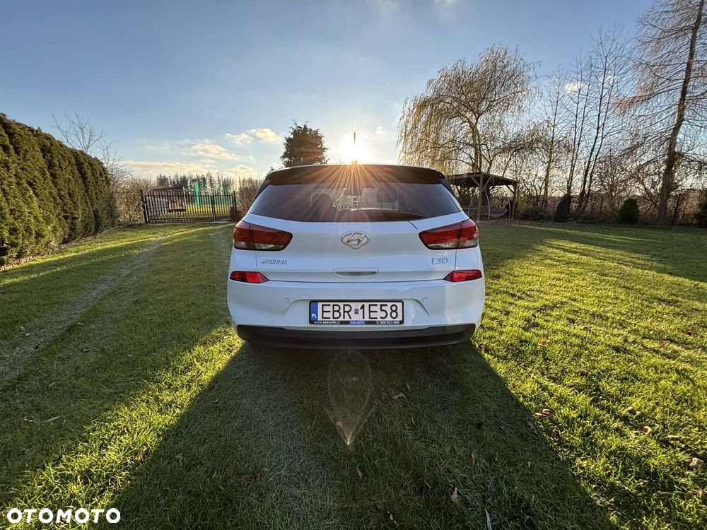 Hyundai i30 1.4 Classic - 8