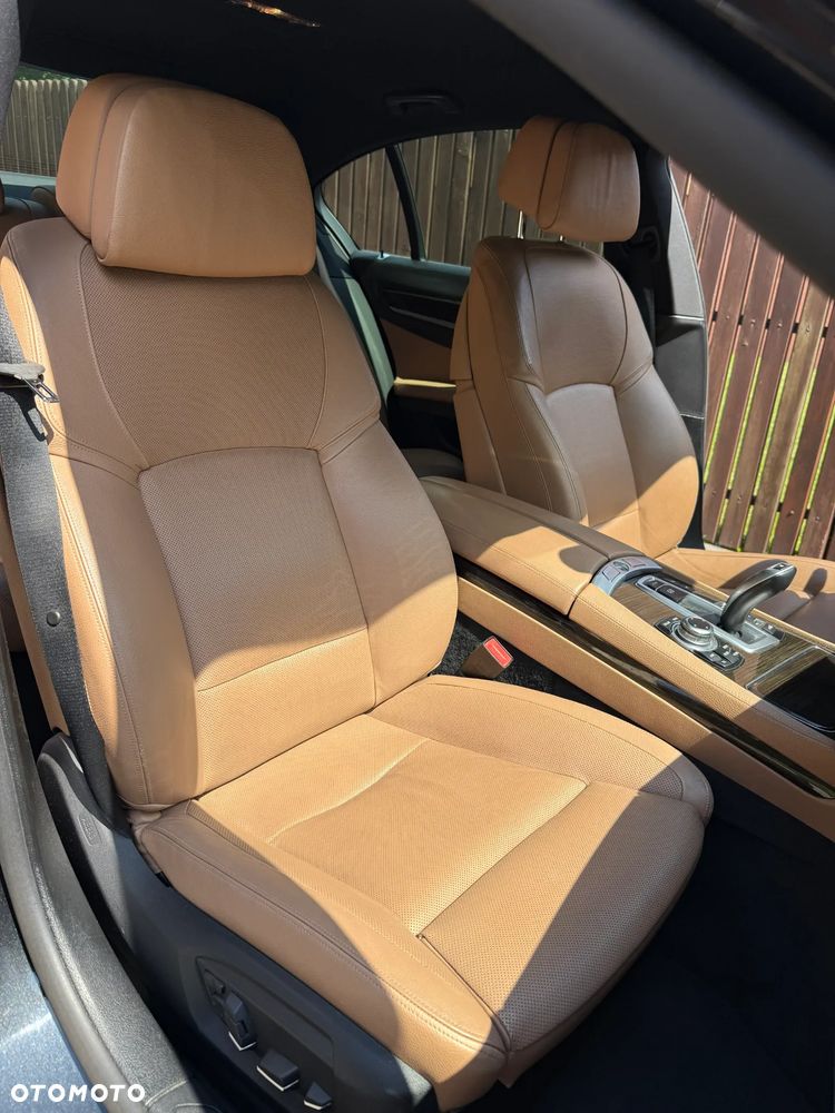 BMW Seria 7 740d xDrive - 7