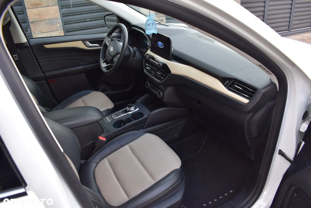 Ford Escape 2.0 EcoBoost AWD Titanium - 7