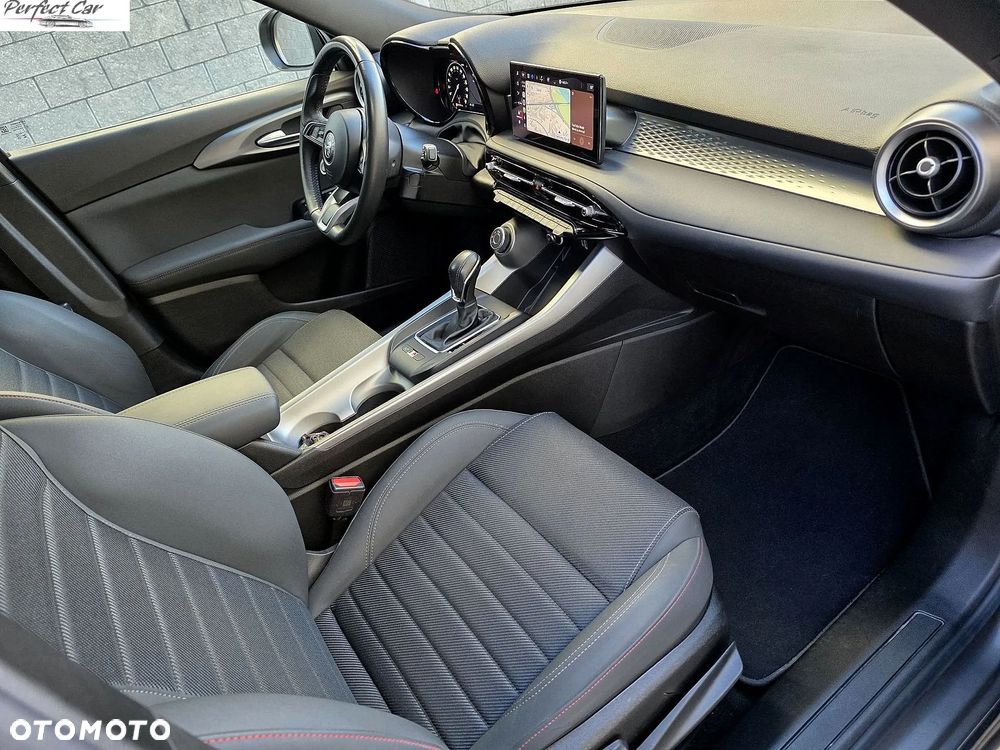 Alfa Romeo Tonale 1.5 T4 GSE mHEV Sprint DCT - 9