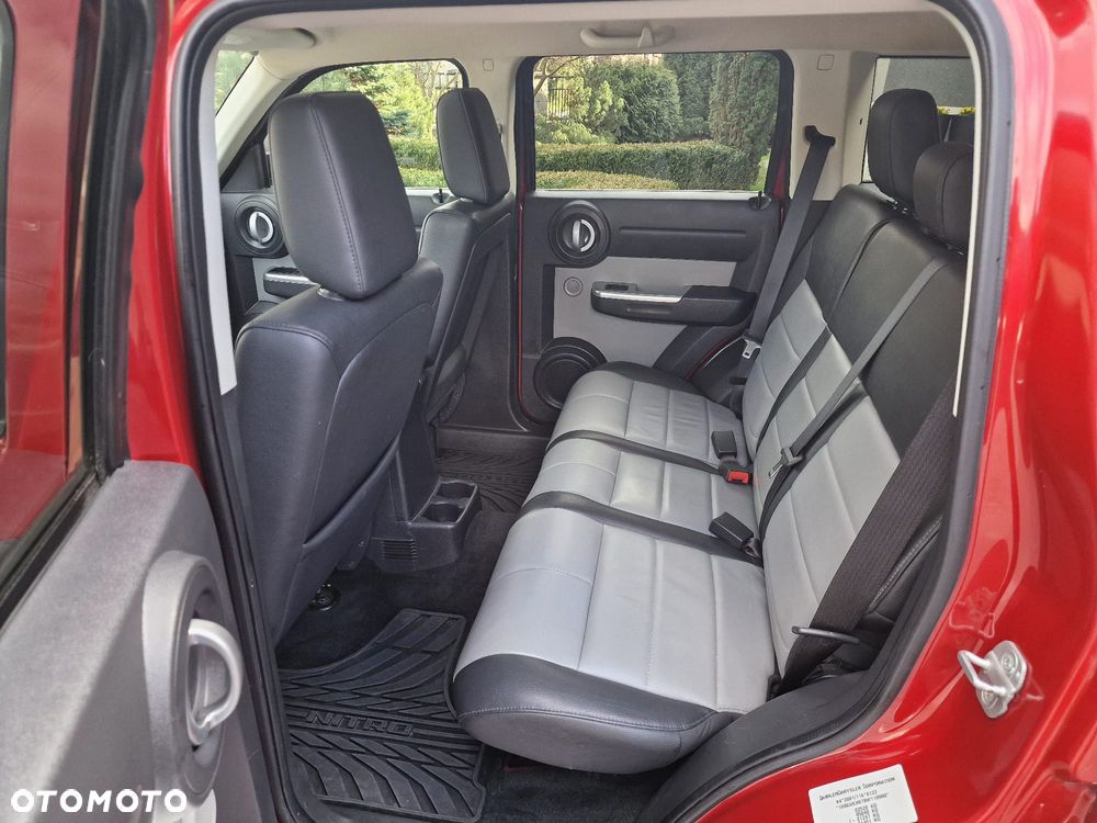 Dodge Nitro 2.8 CRD DPF Automatik R/T - 19