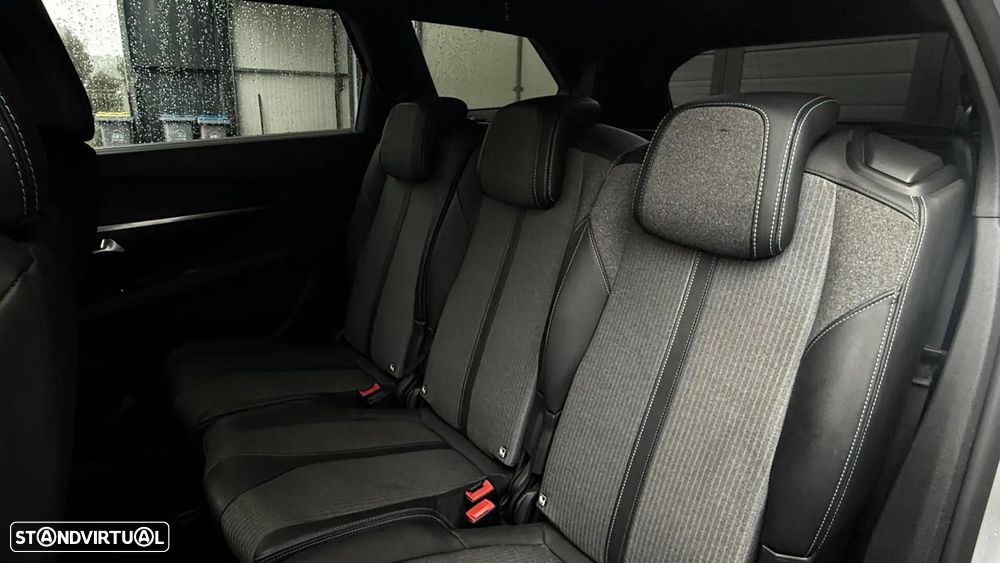 Peugeot 5008 1.2 Hybrid Allure Pack e-DCS6 - 13