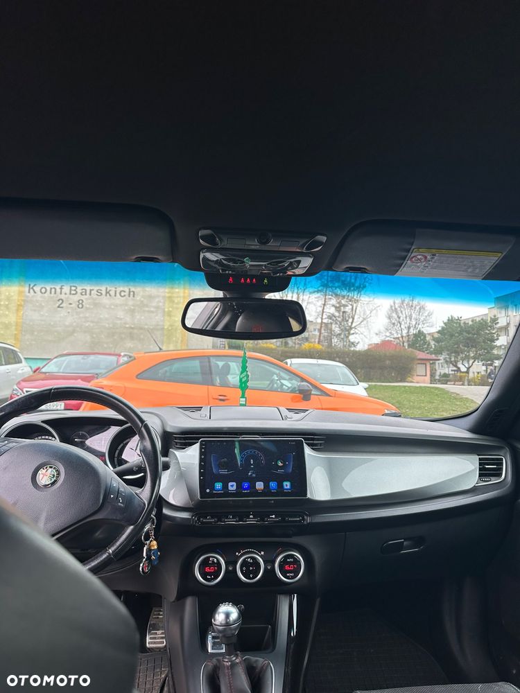 Alfa Romeo Giulietta 1.6 JTDM Distinctive - 7