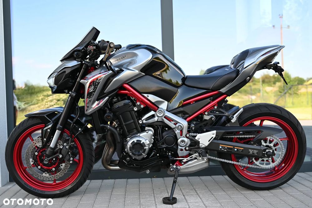 Kawasaki Z 900 - 3