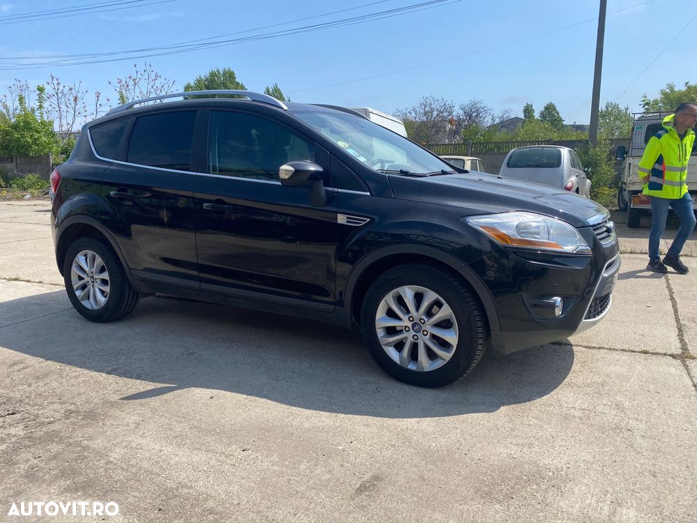 Ford Kuga 2.0 TDCi 4WD Powershift Titanium - 1
