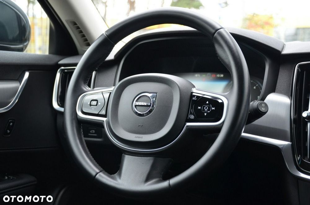 Volvo V90 - 30